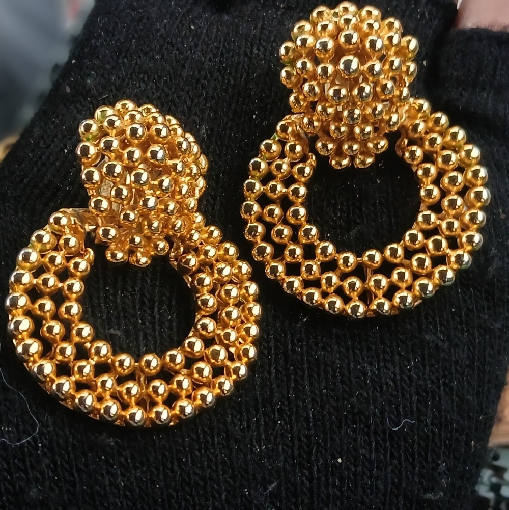 80s Glam Vintage  Chunky Golden Textured Hoop CLIP ON EARRINGS